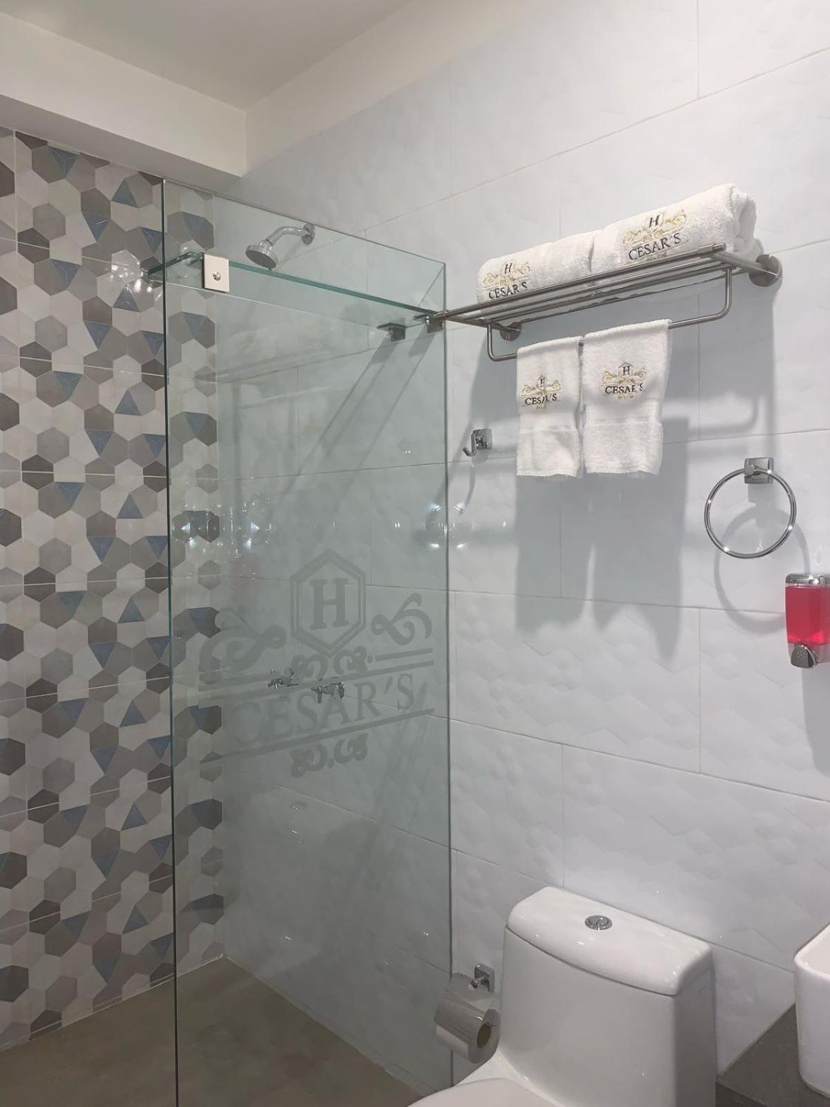 Hotel Cesar'S Lima Bagian luar foto